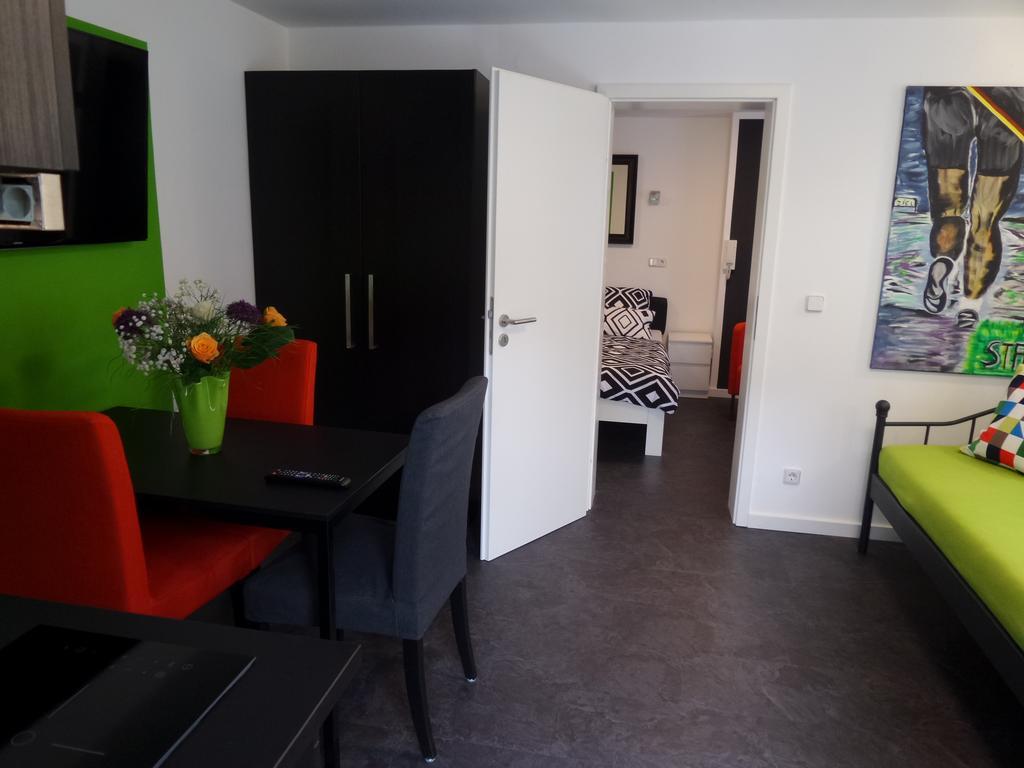 Apartment Rhein Main Hochheim am Main Buitenkant foto